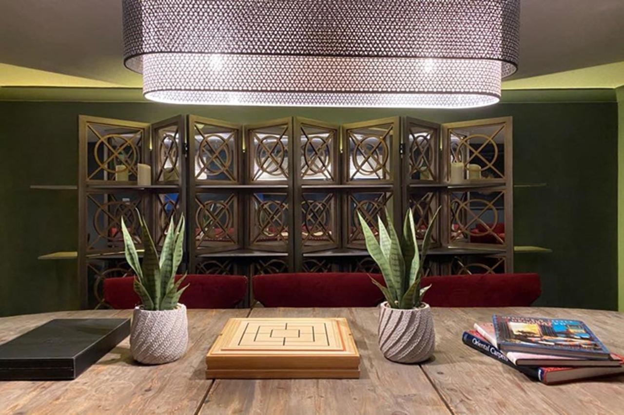Bampton Townhouse Otel Dış mekan fotoğraf